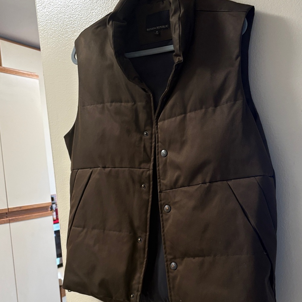 Banana Republic Men's Dark Brown Puffer Jacket - Picture 4 of 5